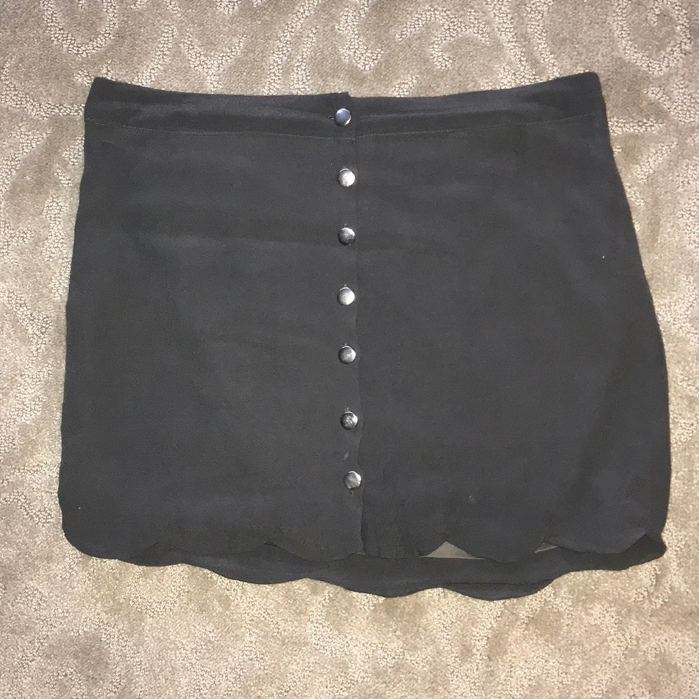 Impeccable Pig grey scalloped button down skirt